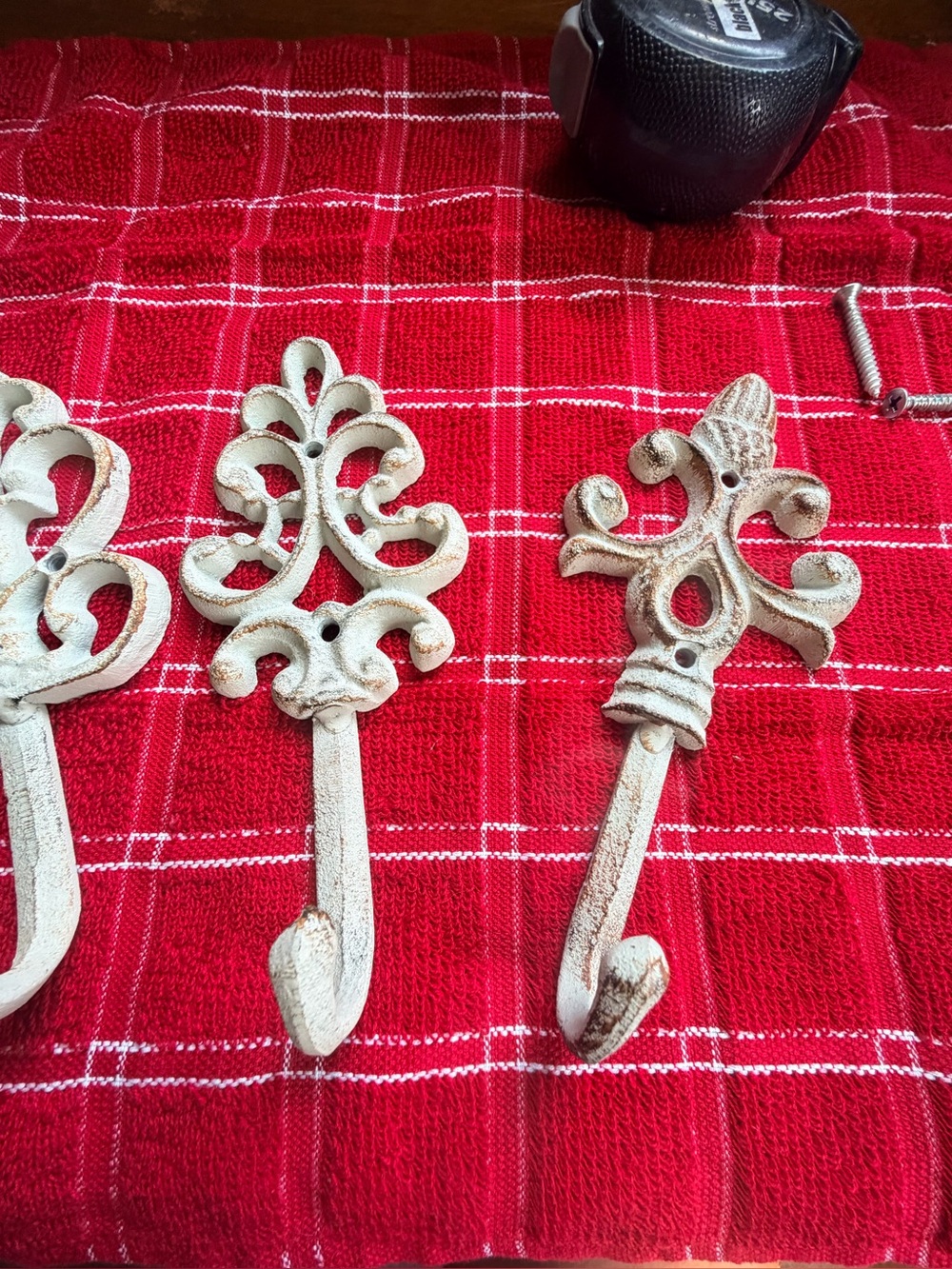 Ornate Cream Cast Iron Wall Hook - Decorative Home Accent